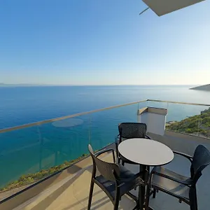 vila-bana-himare.albaniahotels.org/
